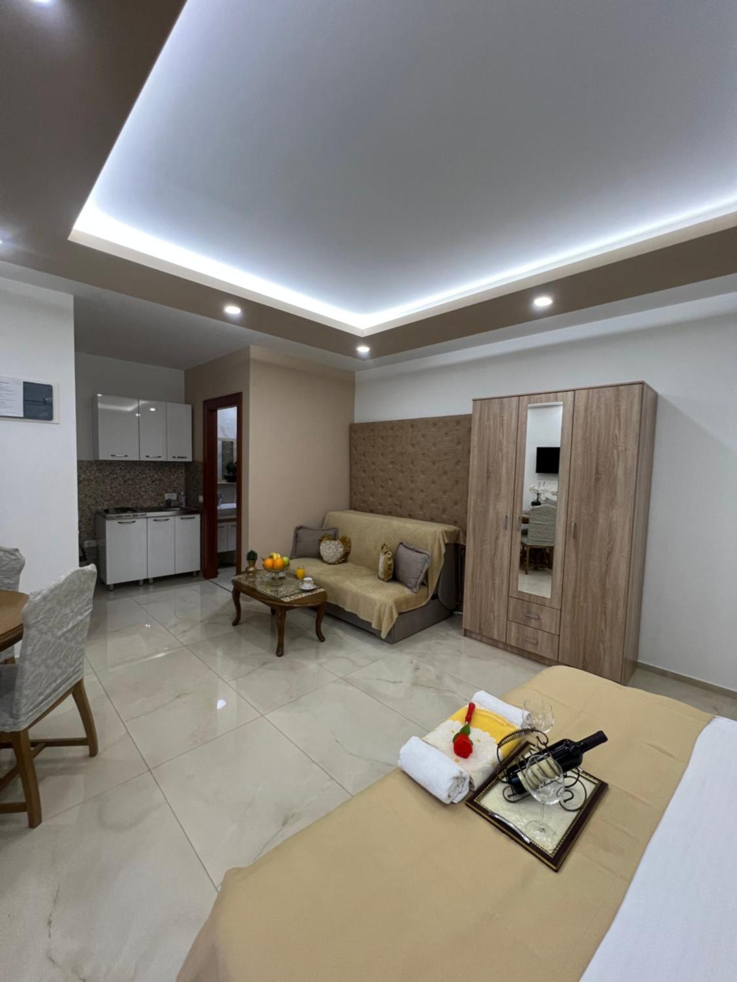 City Heart Apartments Ulcinj Buitenkant foto