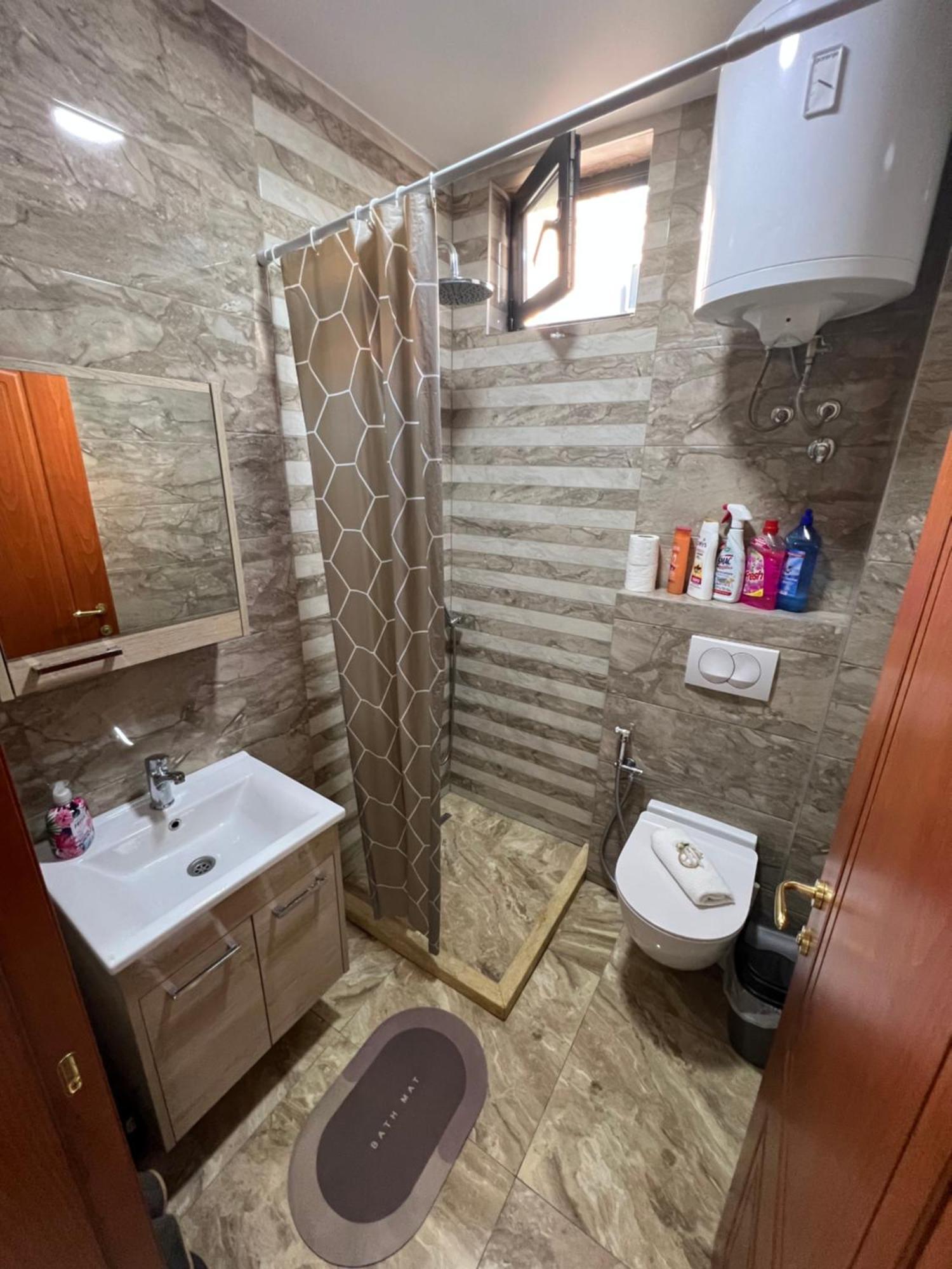 City Heart Apartments Ulcinj Buitenkant foto