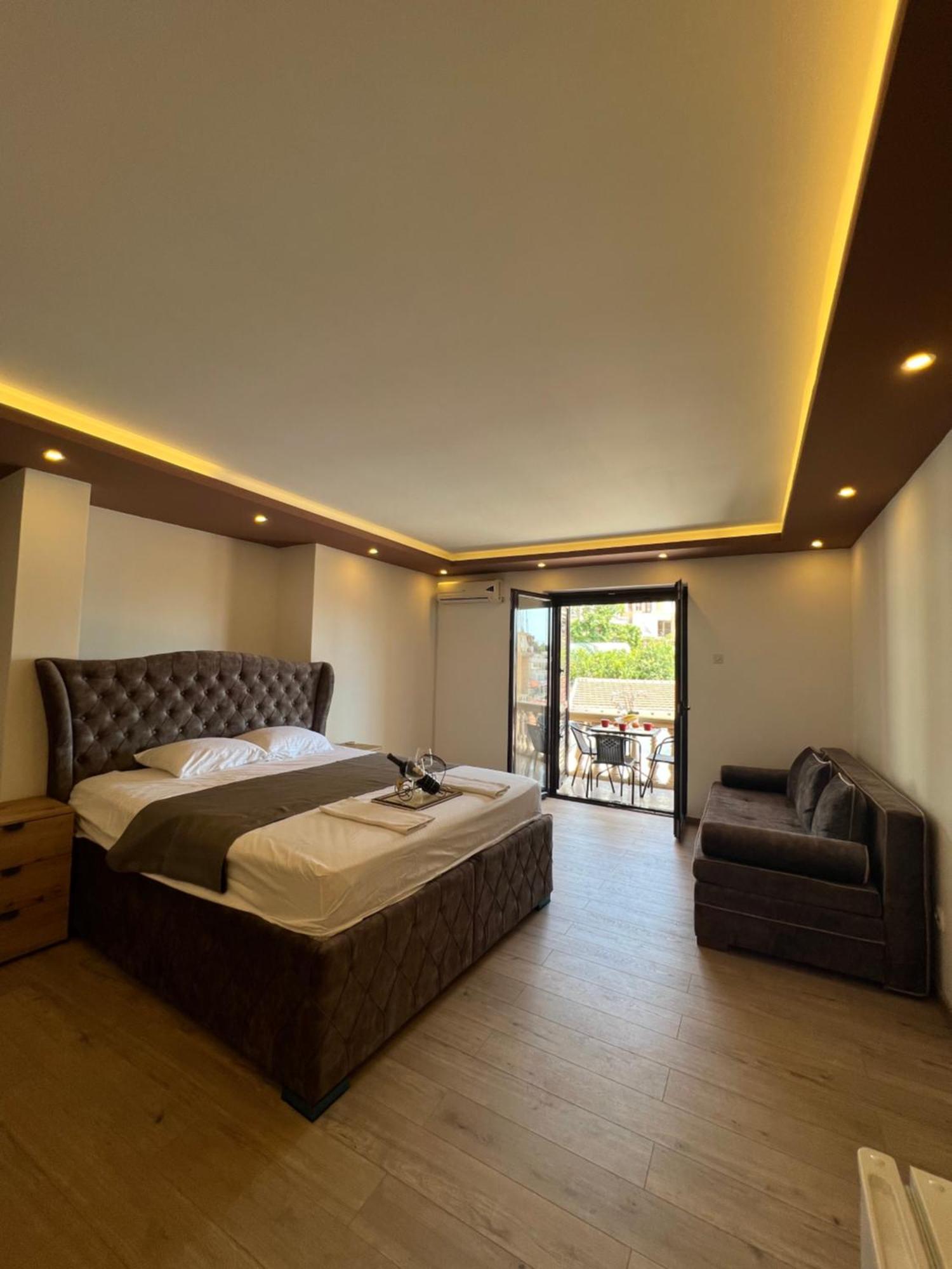 City Heart Apartments Ulcinj Buitenkant foto